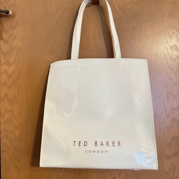 Ted Baker London Alacon Plain Bow Large Icon Bag Shopper Tote in Ivory. - Picture 6 of 9